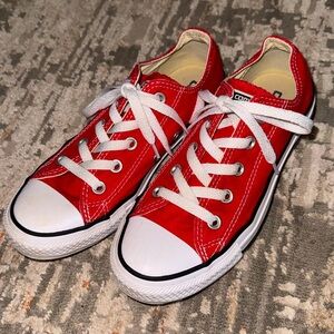 VGUC Converse Men’s 4 | Women’s 6 All Star Low Top - Classic Red